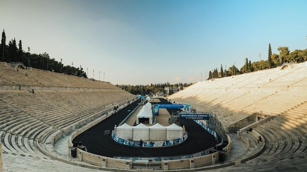 Quali sono le migliori tecniche di difesa per un difensore nel calcio?